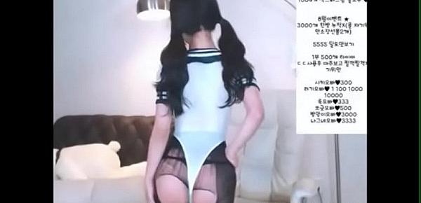  Sexy Asian Shows Tits sluttyteencams.com